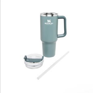 ✨ Stanley 40oz Adventure Quencher Tumbler in Shale ✨